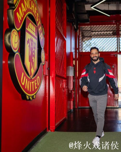 阿莫林:4-4平局令人遗憾,我们本该充分利用创造的机会确保胜利 阿莫林:4-4平局令人遗憾,我们本该充分利用创造的机会确保胜利